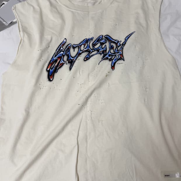 새티스파이 모스테크 티셔츠 3사이즈 판매합니다 