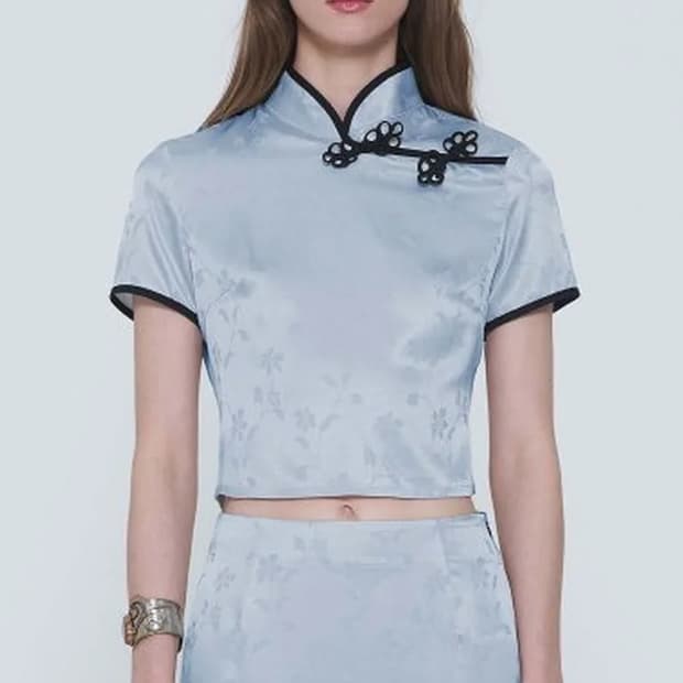 스컬프터 satin folksy top blue