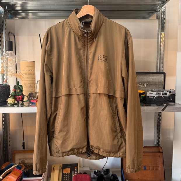 엠포리오 아르마니 EA7 워터 리플렉트 윈드 프루프 트랙탑