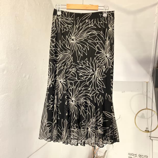 y2k 플라워 스판 미디 스커트