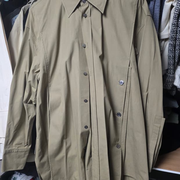 우영미 옆절개 셔츠 50