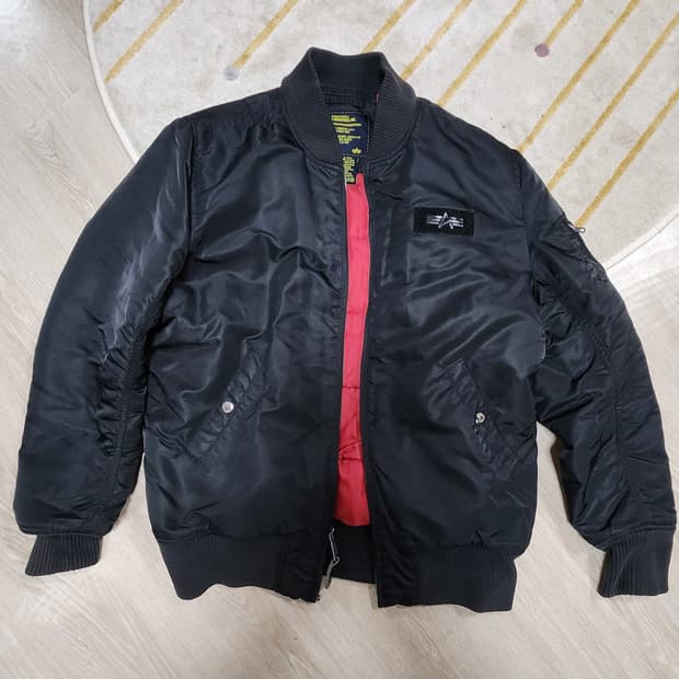 알파 인더스트리 ma-1