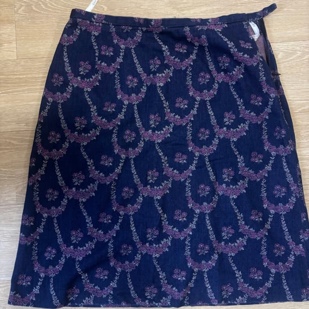 Vintage flower skirt