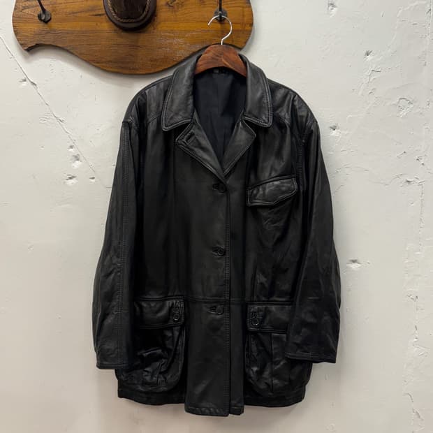 Italy Umberto Olivieri Leather Safari