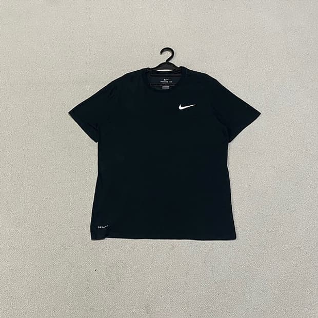 M 나이키 라운드 반팔티 N.4214