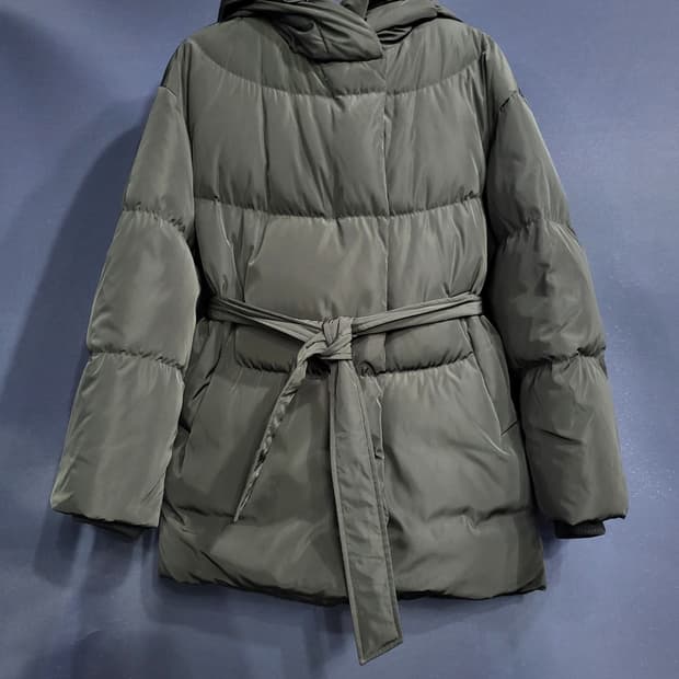 구스다운 벨티드 패딩