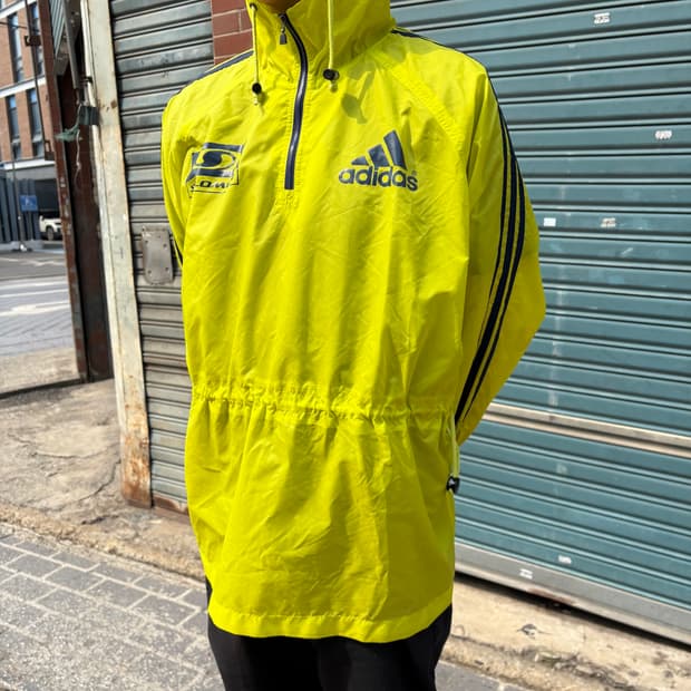 살로몬 x 아디다스 후드 바람막이