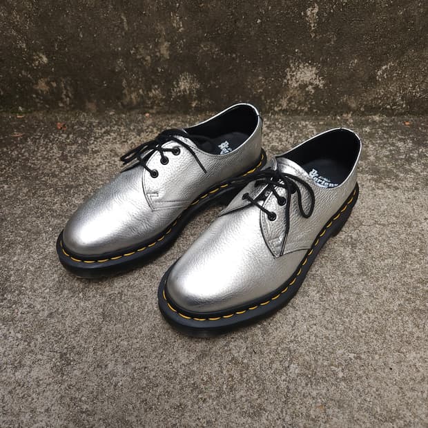 [4UK] 닥터마틴 1461 MET silver (230~235)