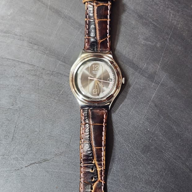 스와치(Swatch) 아이러니 YGS453 남성 시계