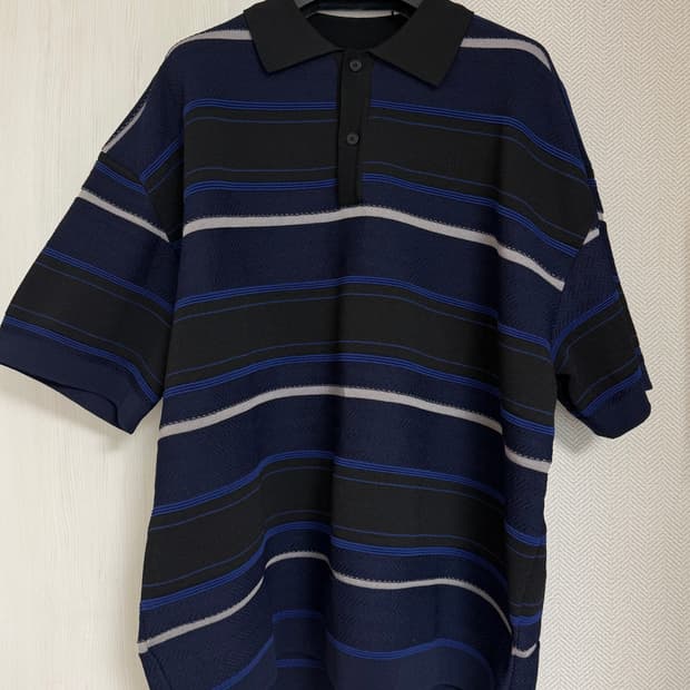 (S) 25ss 준지 스트라이프 티칼라 반팔 니트