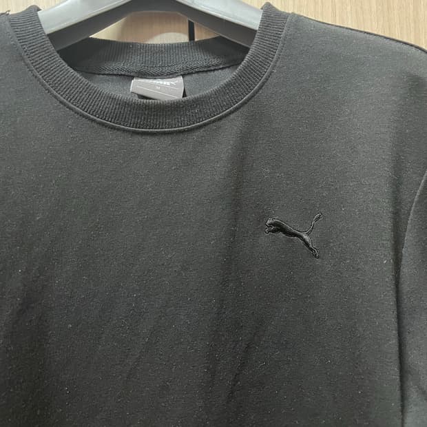 푸마 맨투맨 M사이즈 블랙