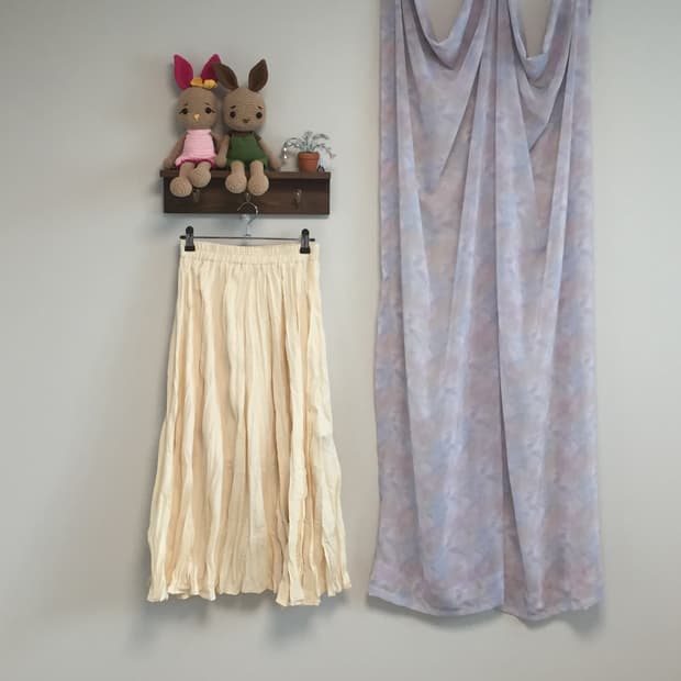 아이보리 스커트