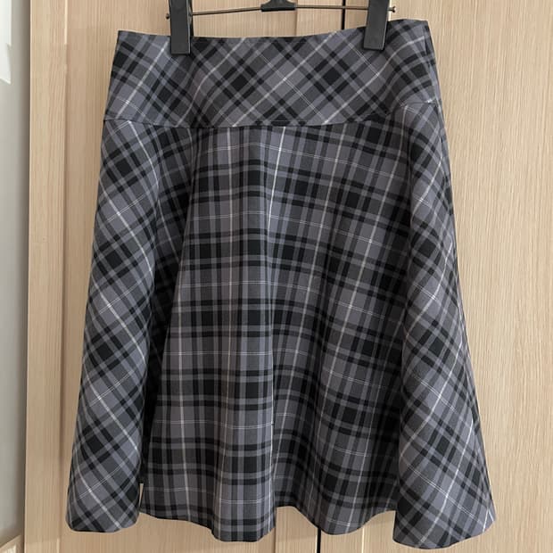렙심 체크 플레어 스커트