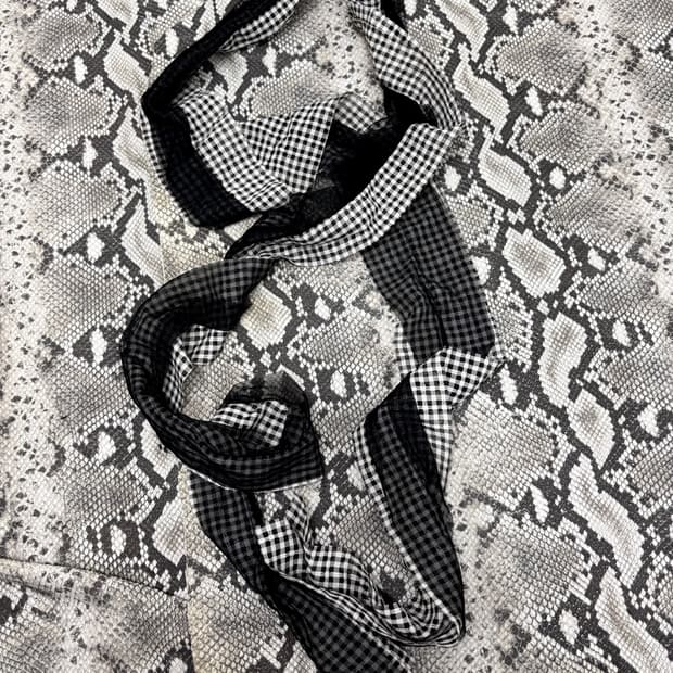 “Vintage” Check Pattern Scarf 인스타릴스참고