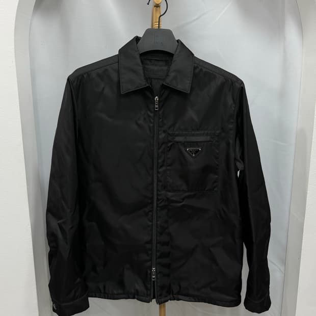프라다 리나일론 카라 블루종 자켓 M사이즈