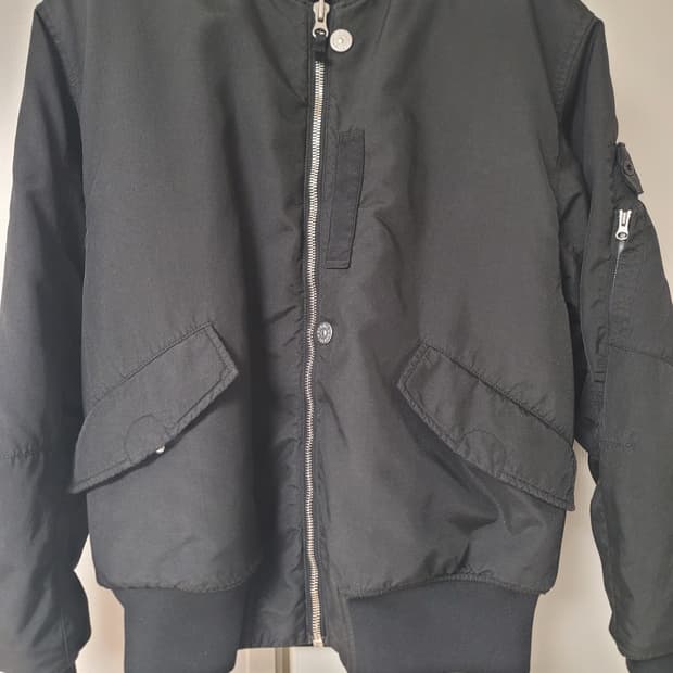 스톤아일랜드 쉐도우  블랙 MA-1 자켓