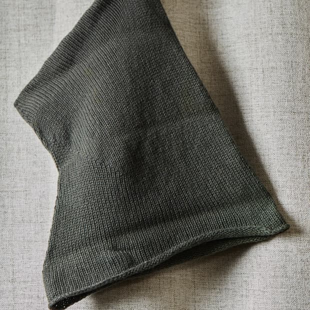 Label under construction 니트 비니