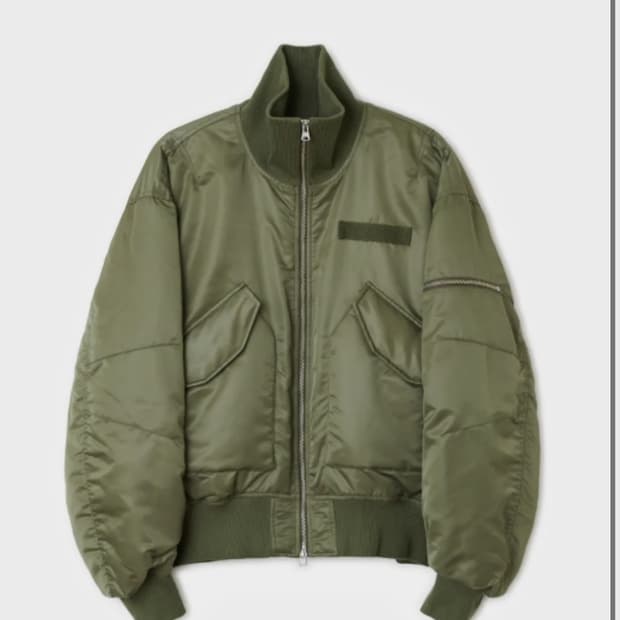 벨리에 랜더 플레이트 자케 구합니다