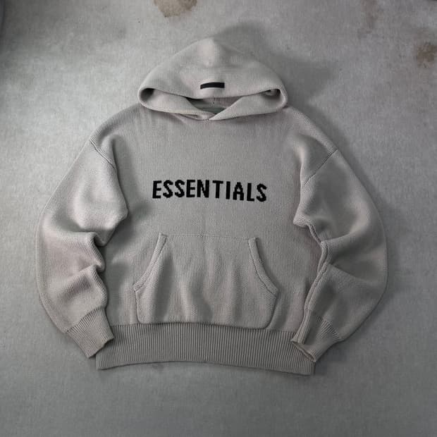 105 피오갓 에센셜 빅로고 니트 후드티
