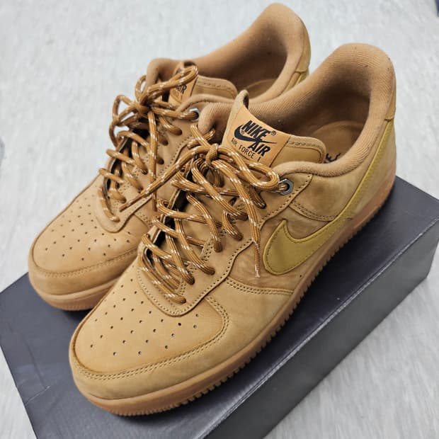 나이키 된장 포스 Nike Air Force 1 '07 WB