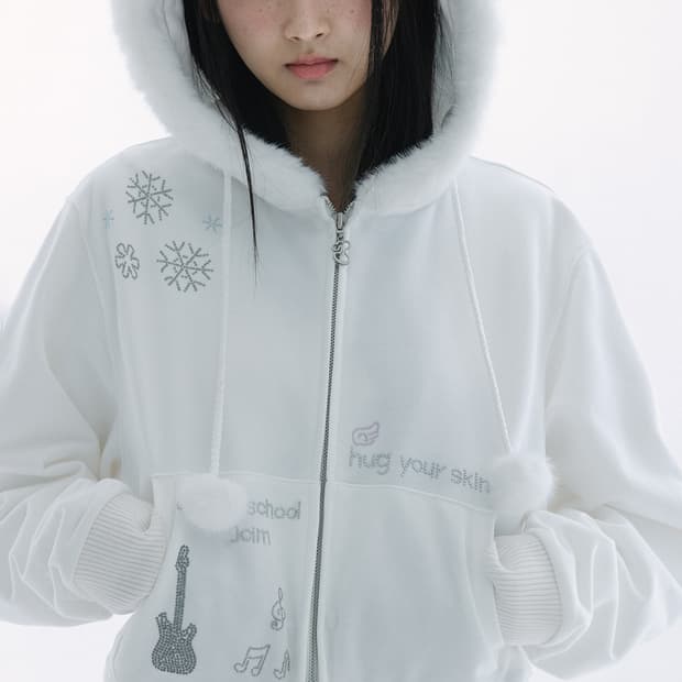 허그유어스킨 Hotfix fur hoodie zip-up (White)