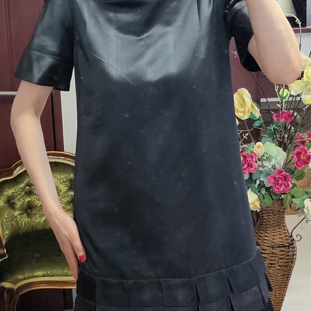 마크 제이콥스 매장가 150 만원 실크 공단 원피스