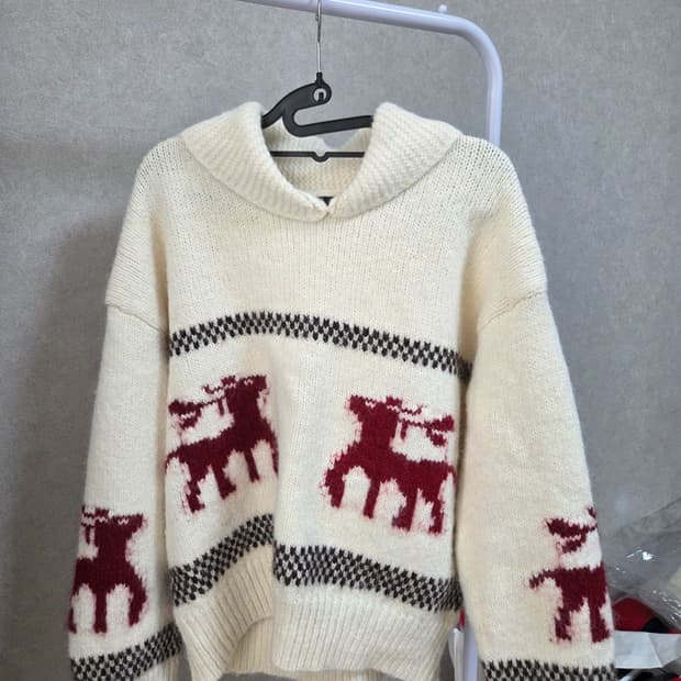 코위찬 아이보리 니트