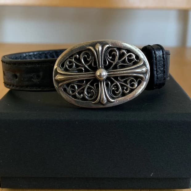 삽니다)크롬하츠 오발 가죽팔찌