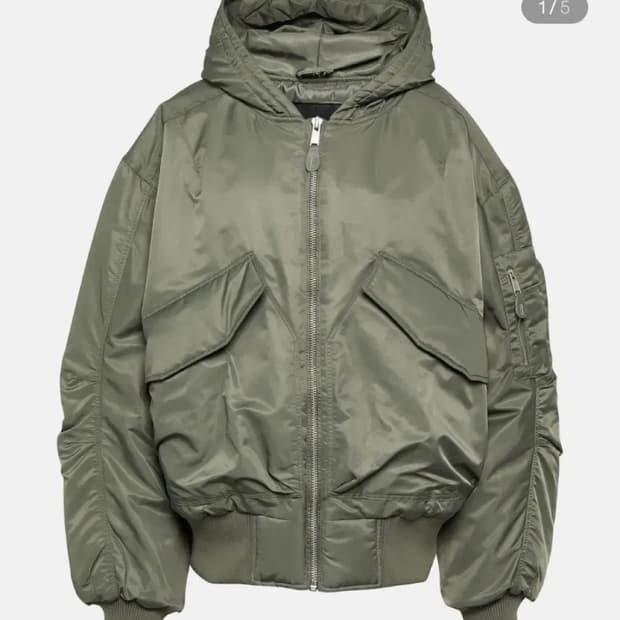 엔타이어스튜디오 XB-70  