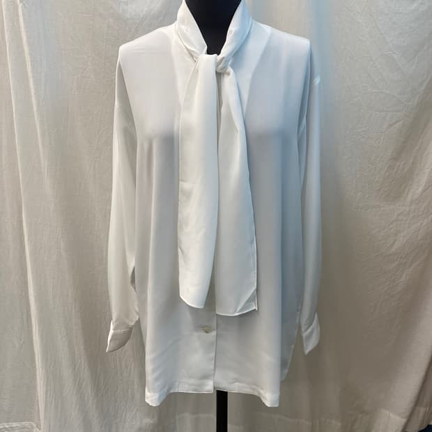 화이트 리본 블라우스(L)