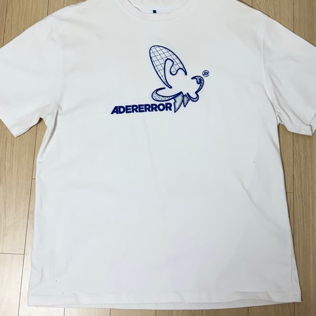 아더에러 반팔