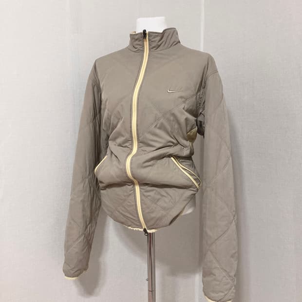 나이키 리버시블 베이지 경량 패딩 L