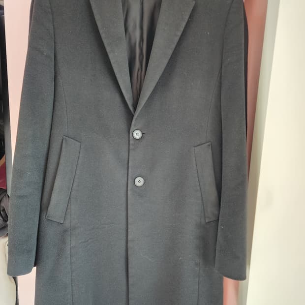 한섬 DKNY 울70% 캐시미어30% 블랙 코트 팜. S(95~100)