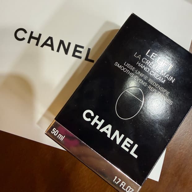  샤넬 르 리프트 핸드크림