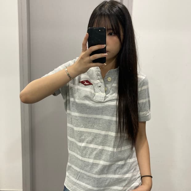 홀리스터 스트라이프 헨리넥 티셔츠