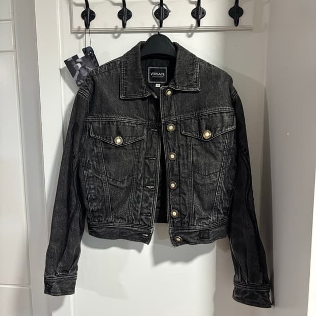 베르사체 빈티지 블랙 워싱자켓 