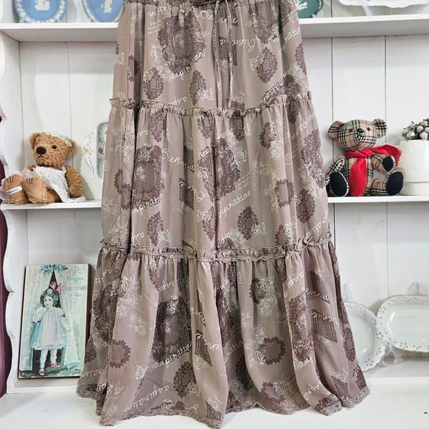 (Axes Femme) 초코밀크 레이스프린트 캉캉 롱스커트