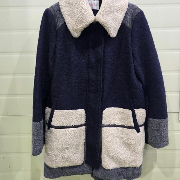 The East Shop 양털 코트 네이비 90