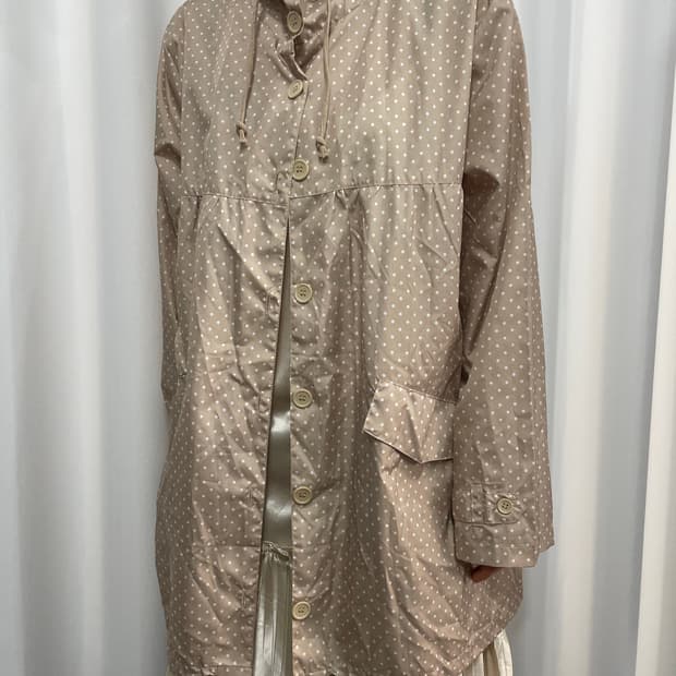 dot hood jacket