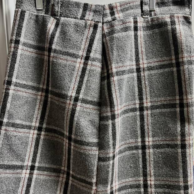 체크 H라인 스커트