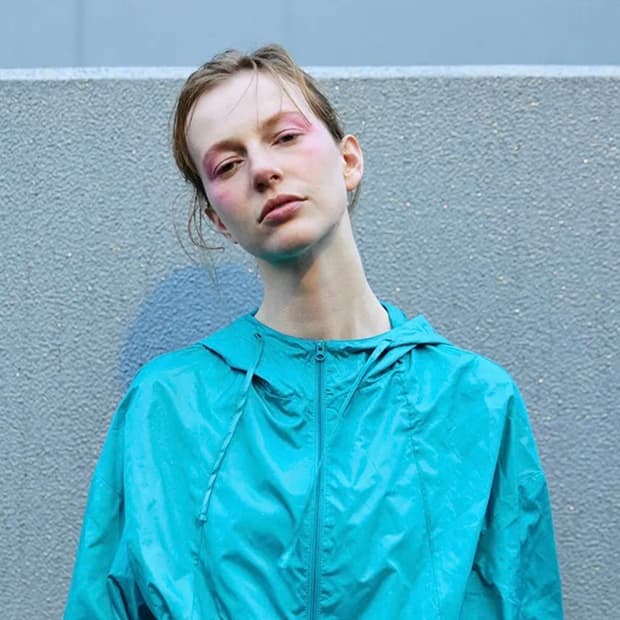 버뮬라 burmular GLOSSY HOODIE ANORAK (BLUE 