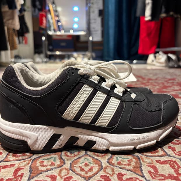 아디다스 이큅먼트 10