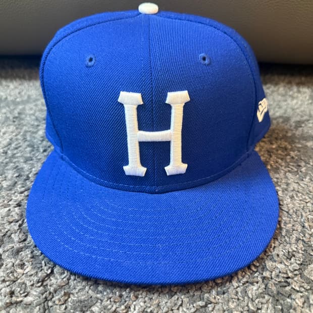 HUF 허프 뉴에라 피티드 햇 스냅백 7 3/4