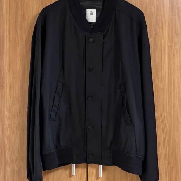 4) 폴리테루 울 바시티 봄버 다크네이비