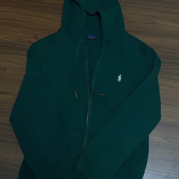 폴로 후드집업