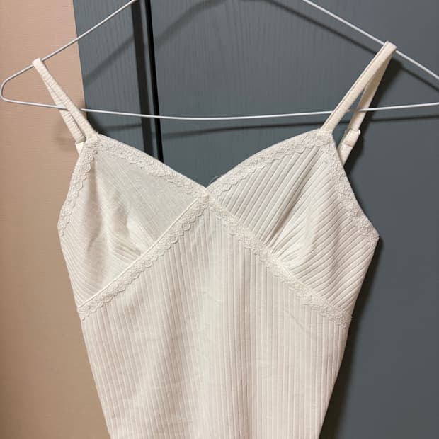 로라로라 레이어드 나시