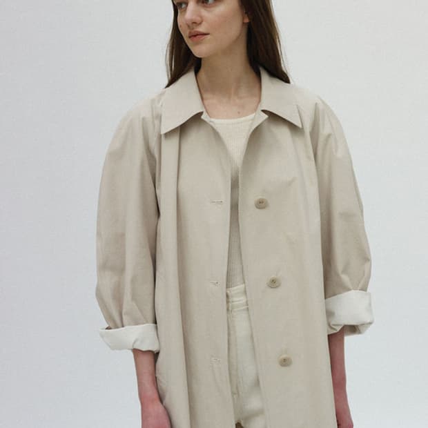 낫띵리튼 볼륨 발마칸 트렌치 코트 베이지