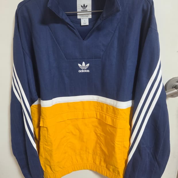 아디다스  컬러   풀오버