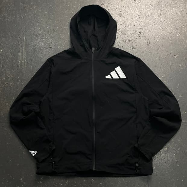 100 아디다스 런닝 바람막이 