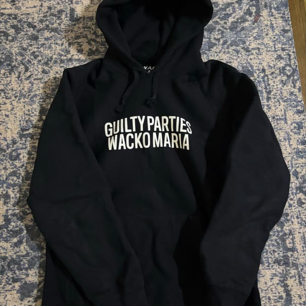 와코마리아 후드티